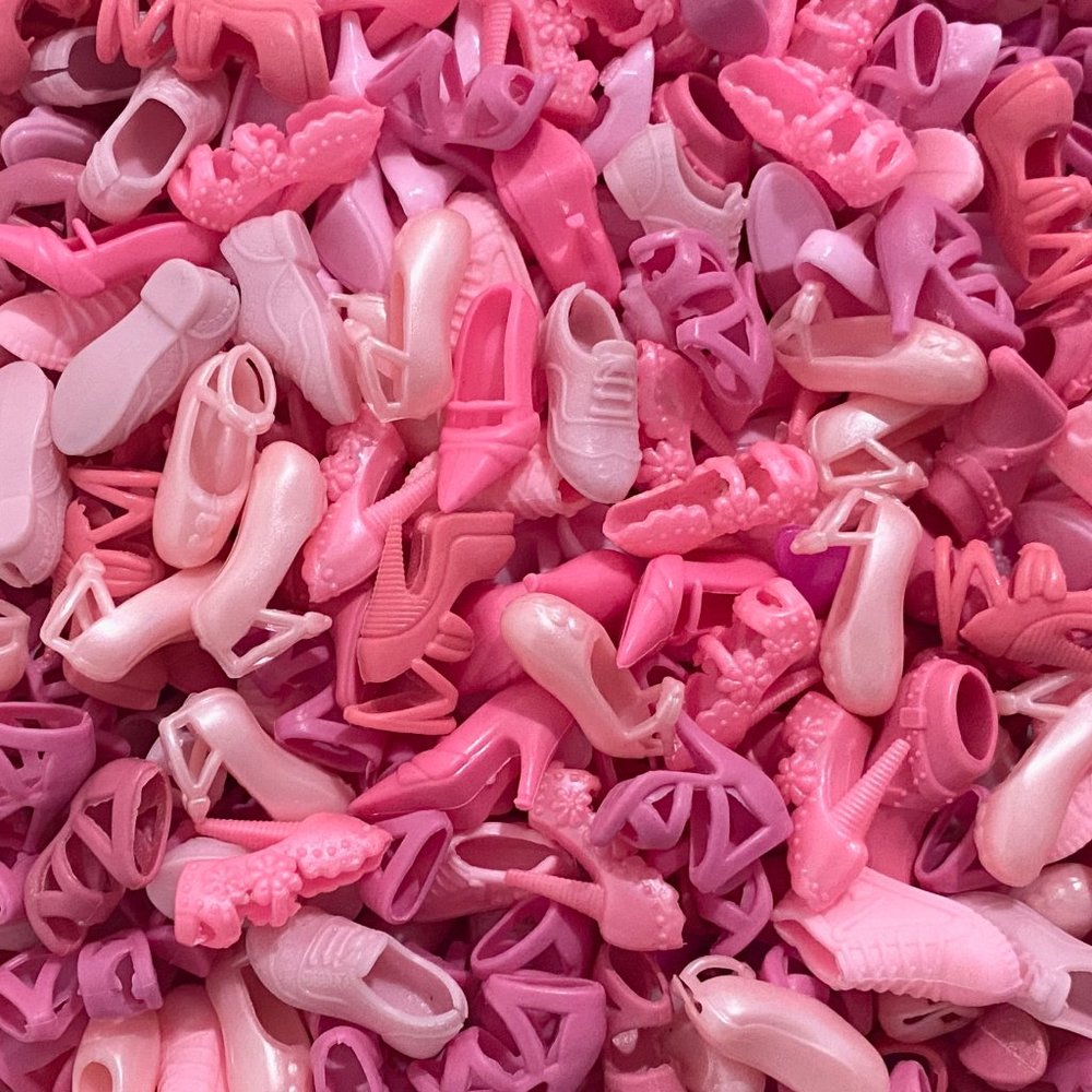 50 pairs of Mix Fashion Doll Shoes Lt. Pink ONLY Shoes